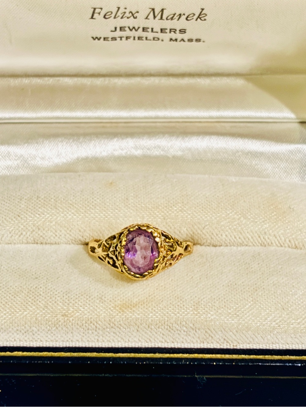 Solid 14k yellow gold amethyst ring